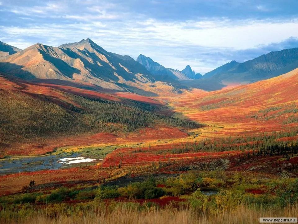 涧下水命缺土怎么办？五招补土润泽人生困局！